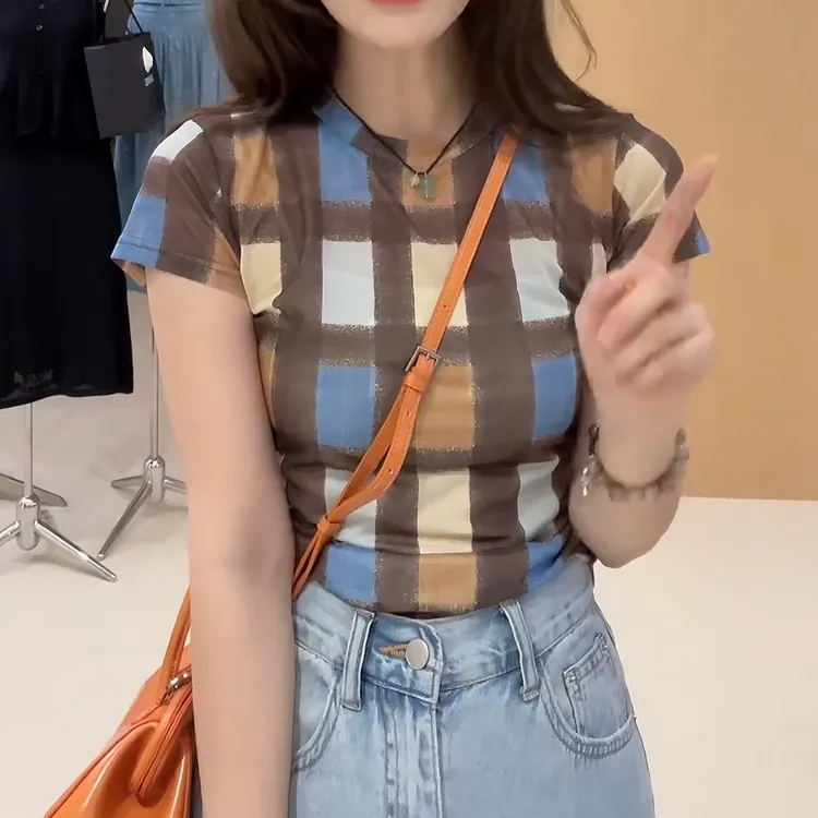 【罗马画报】撞色格子气质上衣夏季轻薄修身显瘦短袖T恤LK2504151