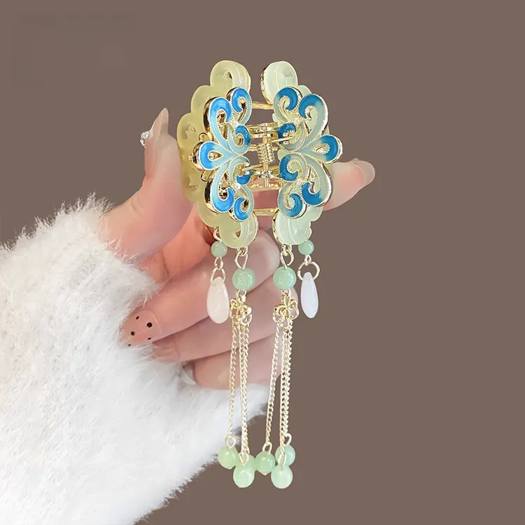 新中式绿色蝴蝶流苏抓夹女2025新款高级感夹子头饰发夹国风发饰夏
