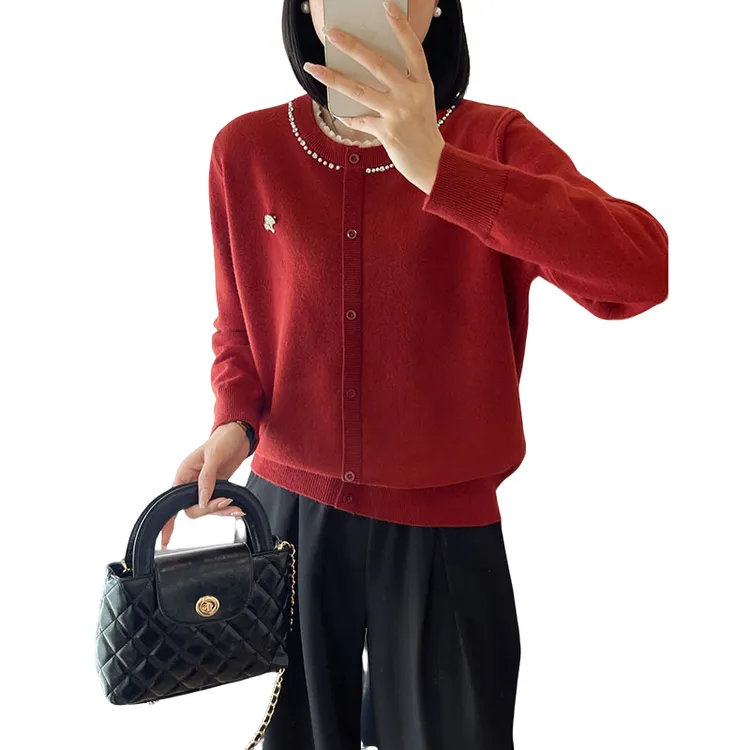 时尚年轻妈妈针织衫新款洋气高贵套头女装短款长袖百搭圆领小香风