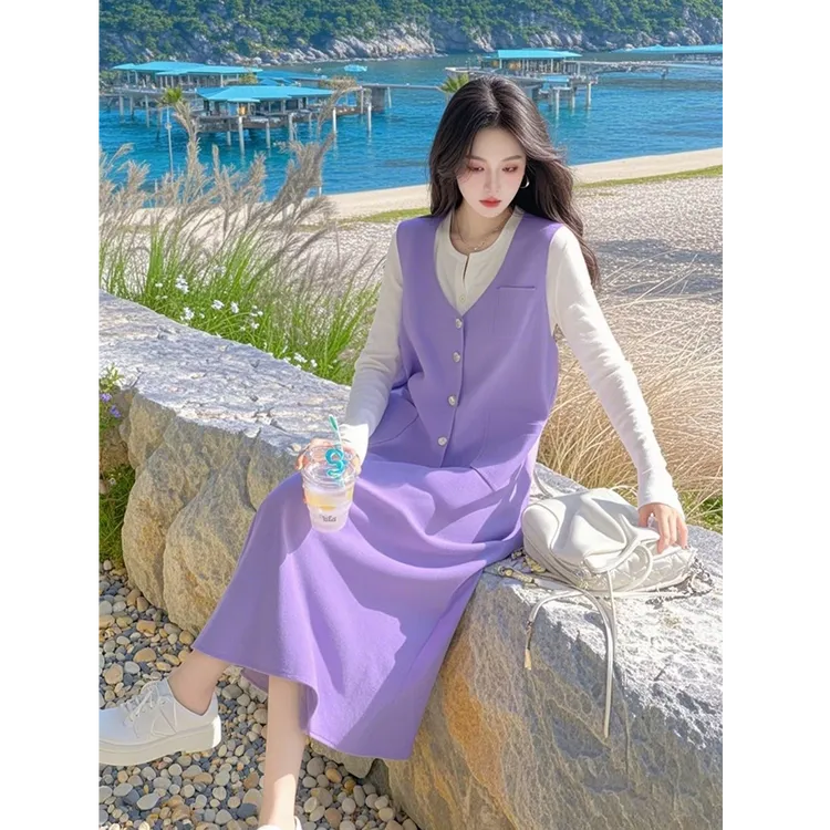 春季流行新款漂亮独特小个子多巴胺绝美小香风紫色马甲背心裙套装