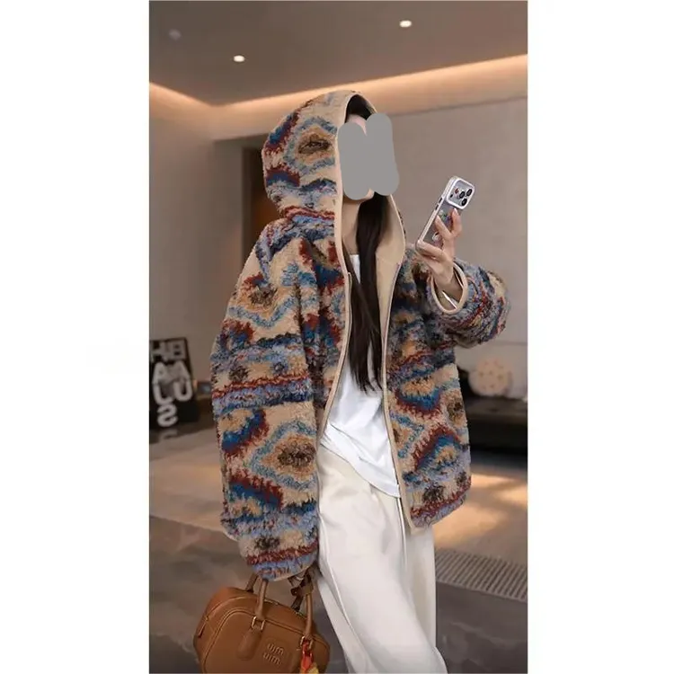 新款连帽费尔岛冬季时尚休闲女士羊毛外套2025上档次保暖短外套潮