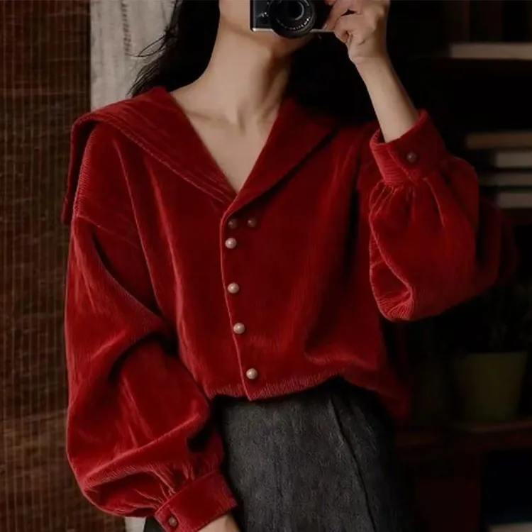 红色灯芯绒衬衫女士秋冬新款高级感减龄宽松显瘦海军领打底衫上衣