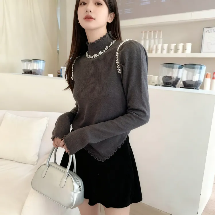 胖mm显瘦款【大码女装】2025年秋冬半高领打底毛衣女重工钉珠洋气