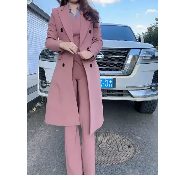 2025春季新款时尚女装网红气质爆款赫本风外套马甲裤子Z5