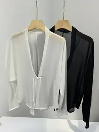 2025夏季桑蚕丝女士百搭纯色防晒薄款外套女装黑白两色小衫