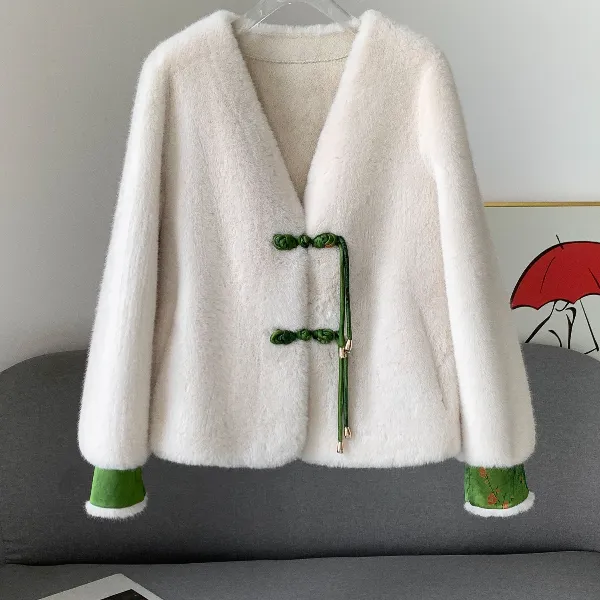 轻奢国风皮毛一体盘扣秋冬新款米兰貂短款上衣女外套复古气质2025