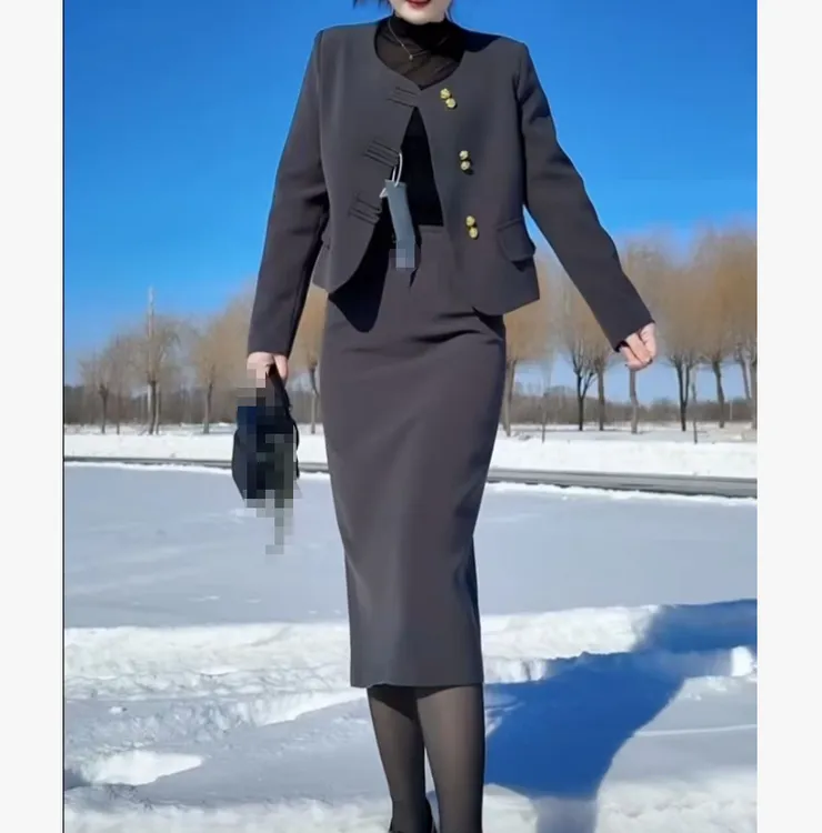 时尚潮流百搭精品女装dgd8334