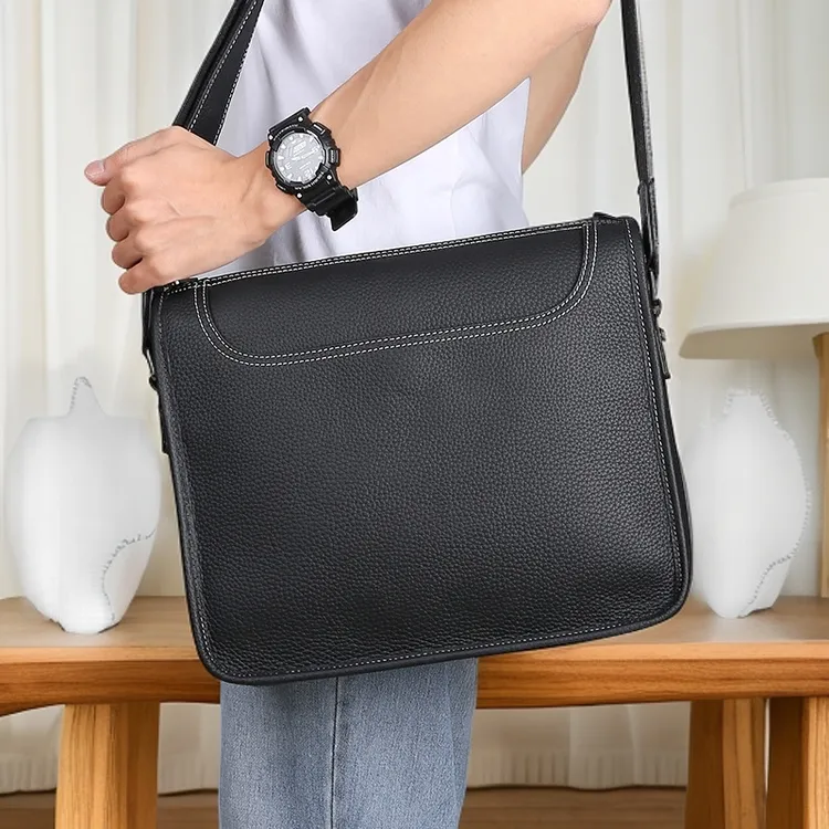 商务真皮单肩包男士头层牛皮斜挎包休闲横款邮差男包