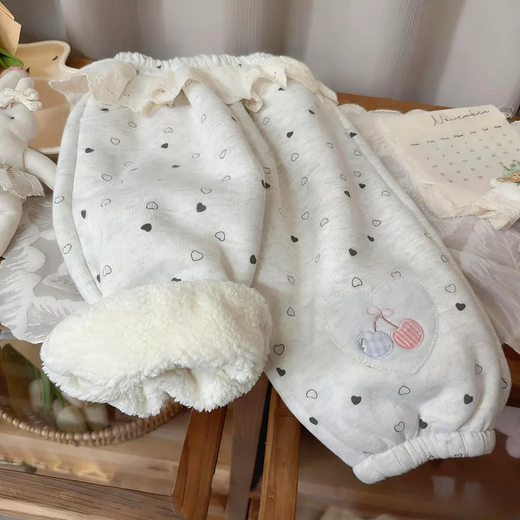 儿童冬季新款800克一条过冬羊羔绒女童卡通爱心花边加厚保暖卫裤