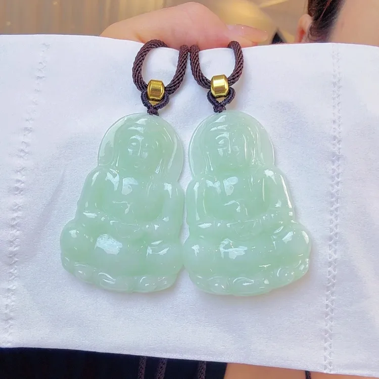 天然翡翠A货苹果绿冰种观音新年款高53+宽35+厚6+（多样性发其一）