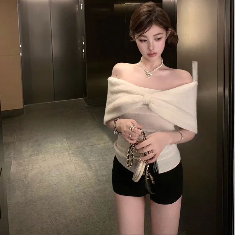 【苏黎情书】韩系甜美少女2025春季新款蝴蝶结针织抹胸上衣高腰短裤