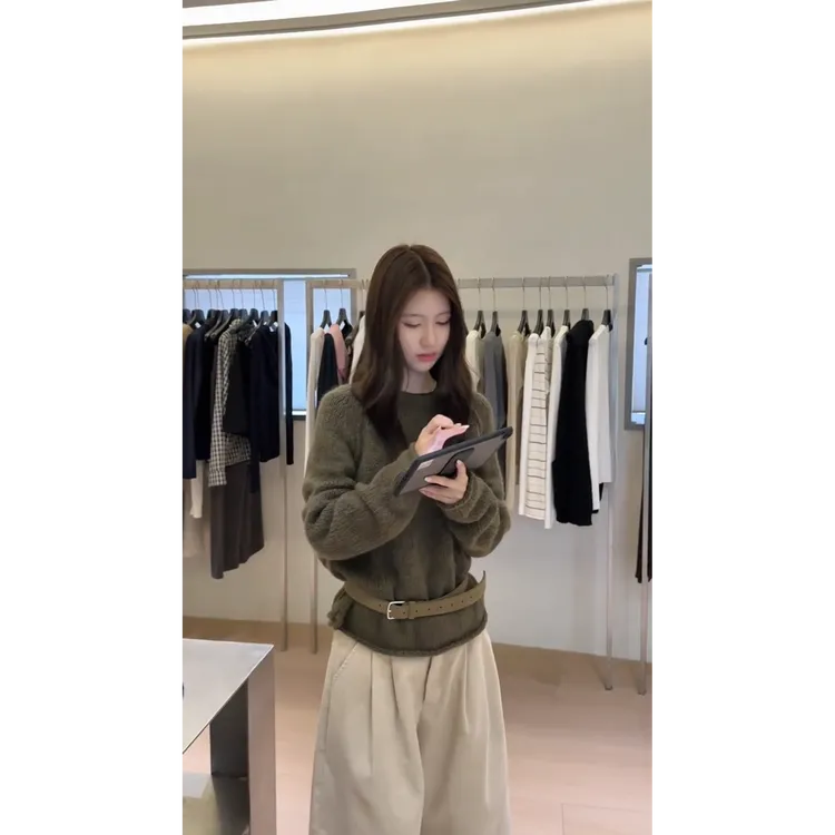 MARIE.COCO早秋慵懒风通勤套头毛衣穿搭韩系宽松显瘦休闲五分中裤