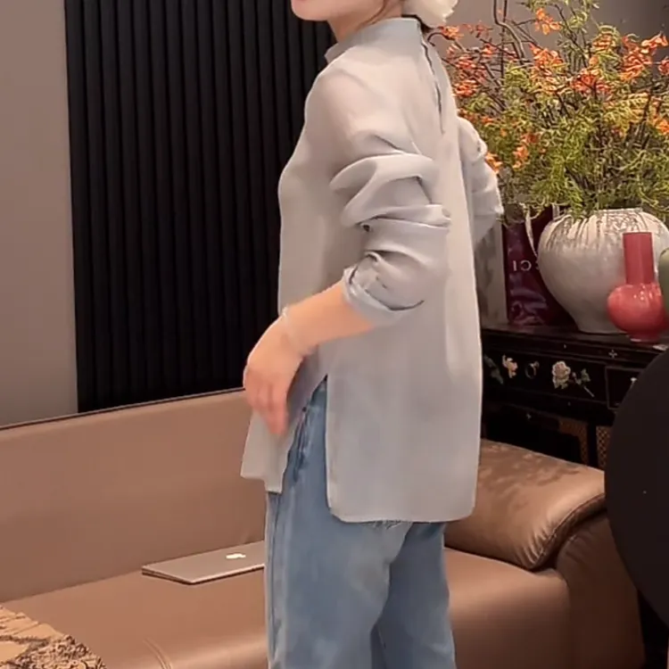 新中式国风纯色单排扣上衣女2025春季新款设计感开叉套头长袖衬衫