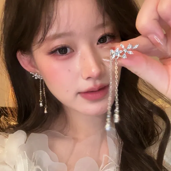 锌合金耳饰 时尚花花流苏耳钉森系少女长款耳饰超仙气精致耳环女