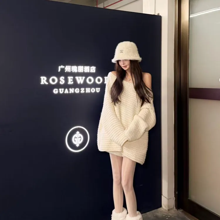 【陶格】法式宽松休闲百搭一字肩慵懒毛衣TG25D4T3667