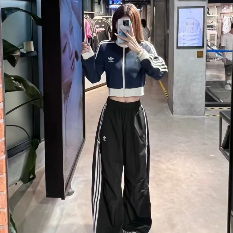 ADIDAS 三叶草CROP TRACKTOP短款立领运动修身夹克外套KC2646 S