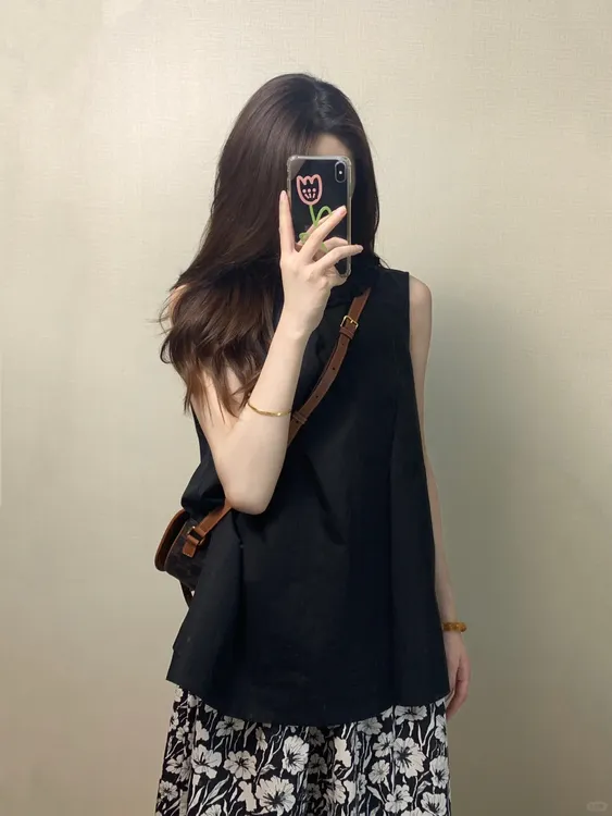2025夏装搭配一整套女黑色木耳边衬衫上衣搭配碎花半身裙两件套女