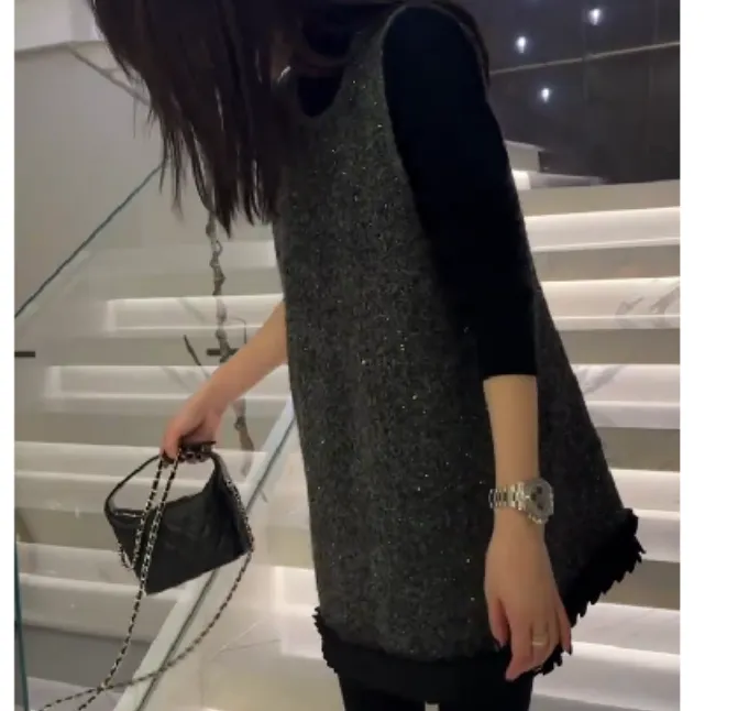 2024冬季新款时尚女装网红潮流气质靓丽漂亮休闲马甲裙LQ