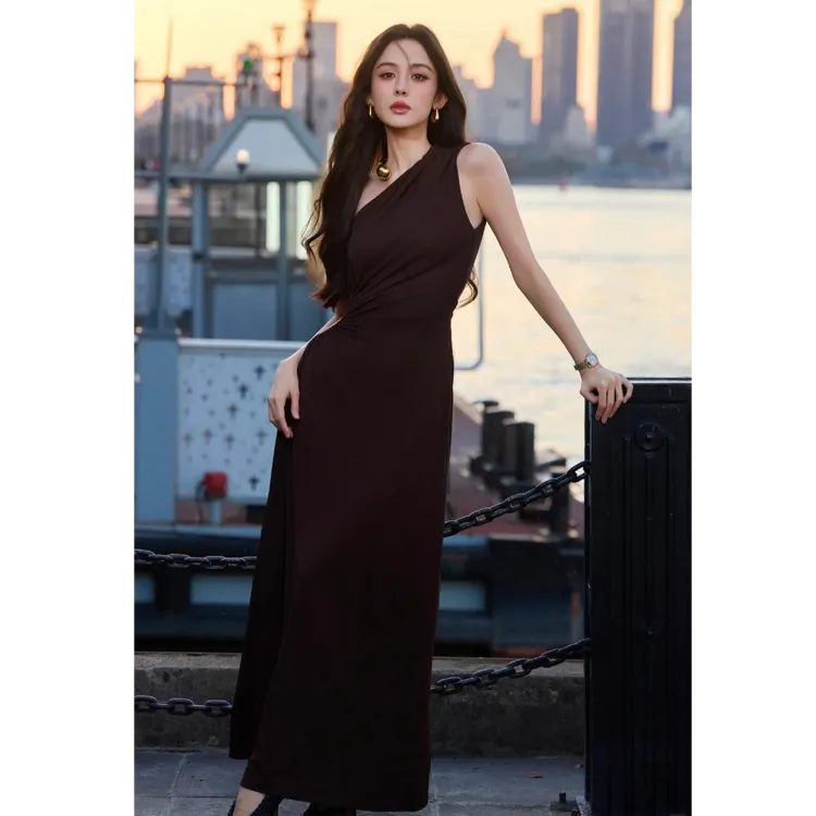 【古力娜扎同款】镂空系带单肩无袖连衣裙气质修身显瘦长裙度假裙女