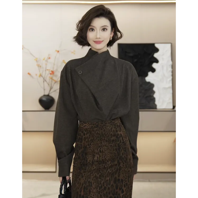 【拿铁艺术】2025冬季新款气质显瘦百搭套头打底T恤上衣HBZW918374