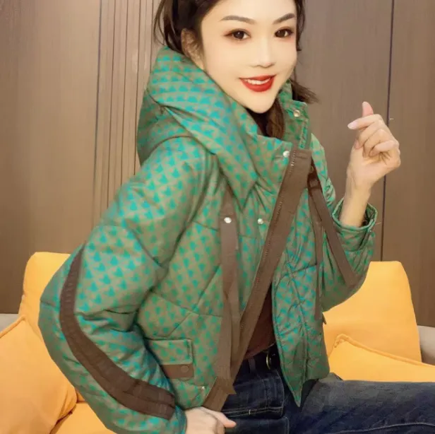 8803  洋气时尚棉服(衣长 57左右）