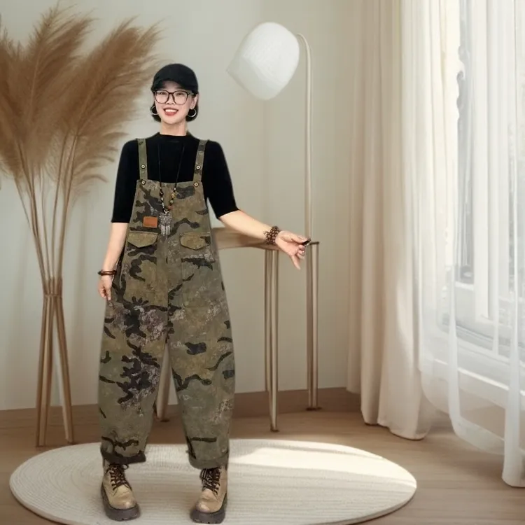 春秋中腰网红嘻哈迷彩牛仔裤显瘦复古宽松背带裤时尚减龄连体休闲