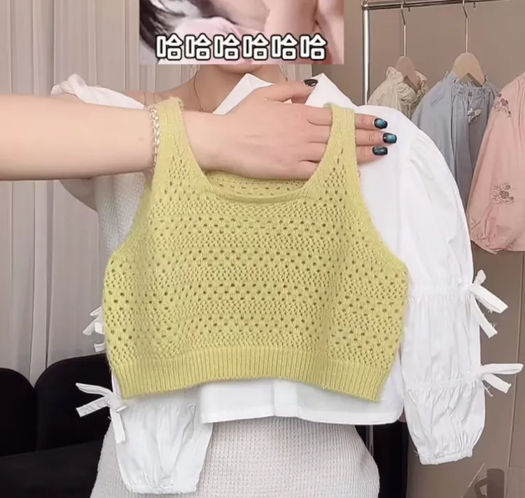 女童秋季新款针织背心女宝宝洋气秋款镂空针织马甲吊带上衣