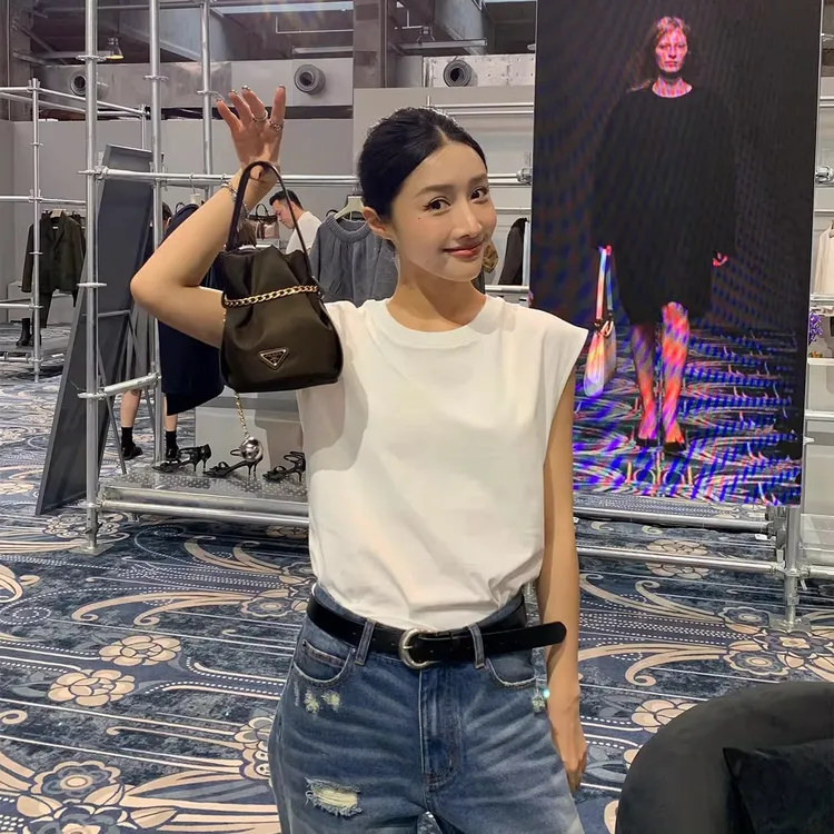 纯色美式坎肩无袖圆领t恤女夏季外穿内搭宽松白色宽松背心上衣潮