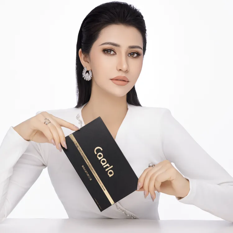 Caarla 水润气垫CC