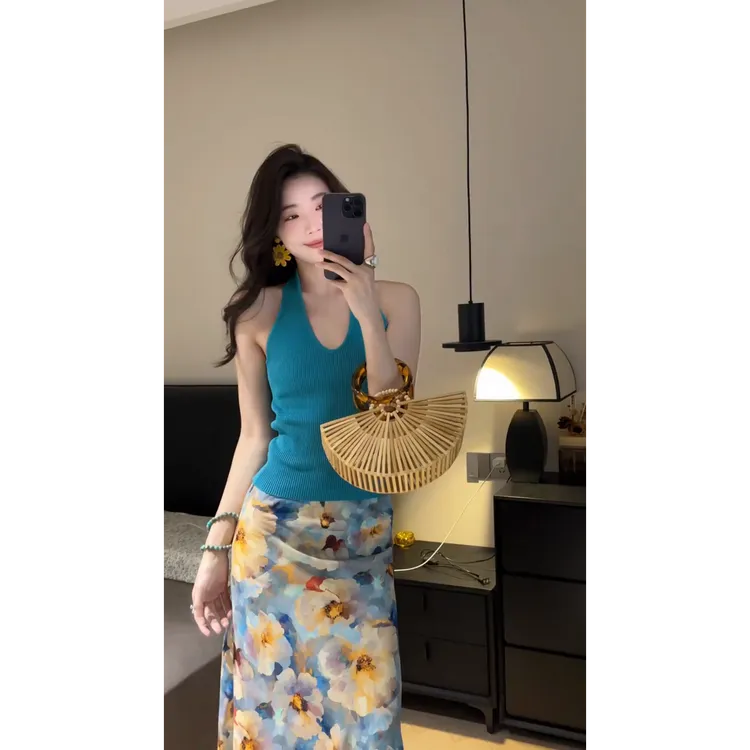 parkyeon夏日绝美性感穿搭无袖挂脖背心上衣印花包臀半身裙套装