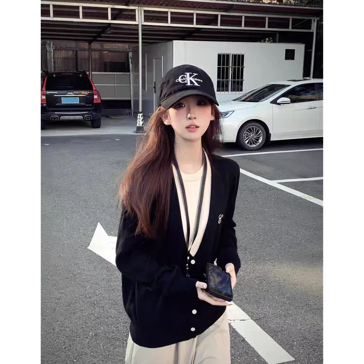韩系假两件针织开衫女早秋季穿搭撞色长袖毛衣宽松慵懒风外穿上衣
