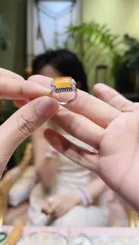 翡翠戒指18K金镶嵌翡翠戒指Z