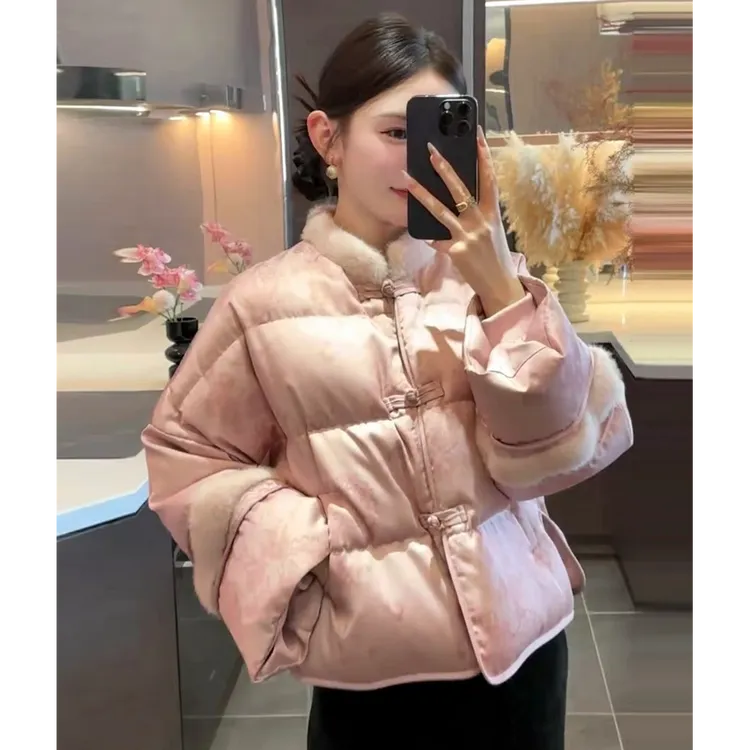 2025冬季新款国风盘扣高端白鸭羽绒服短款女装气质百搭仿水貂毛领
