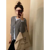 西西  [叠叠衫] 秋款显瘦毛衣针织撞色假两件上衣