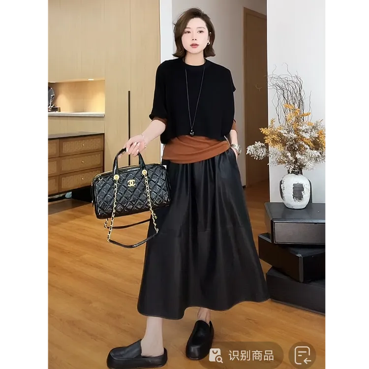 YYOUHAN 2025新款小众设计极简风显瘦百搭伞裙半身皮裙 2508C4594