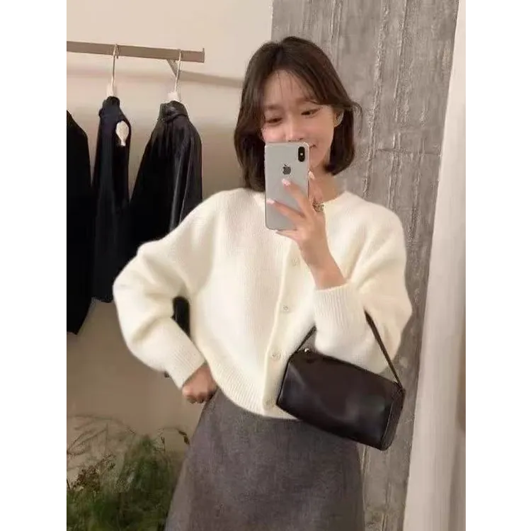 毛衣外套女春秋新款圆领短款针织开衫宽松慵懒风上衣韩版休闲百搭