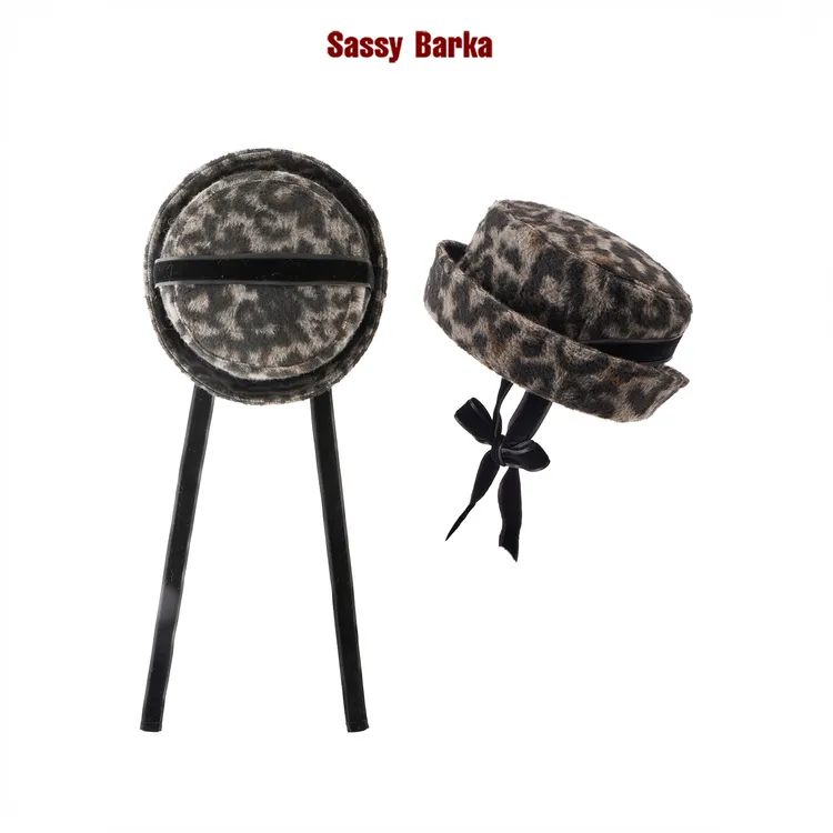 SassyBarka丛林深处豹纹卷檐平顶长毛绒丝带装饰帽子男女秋冬限量