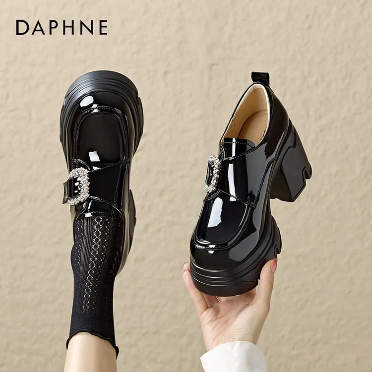 达芙妮乐福鞋子女款爆款2025新款粗跟不累脚小皮鞋通勤女高跟单鞋