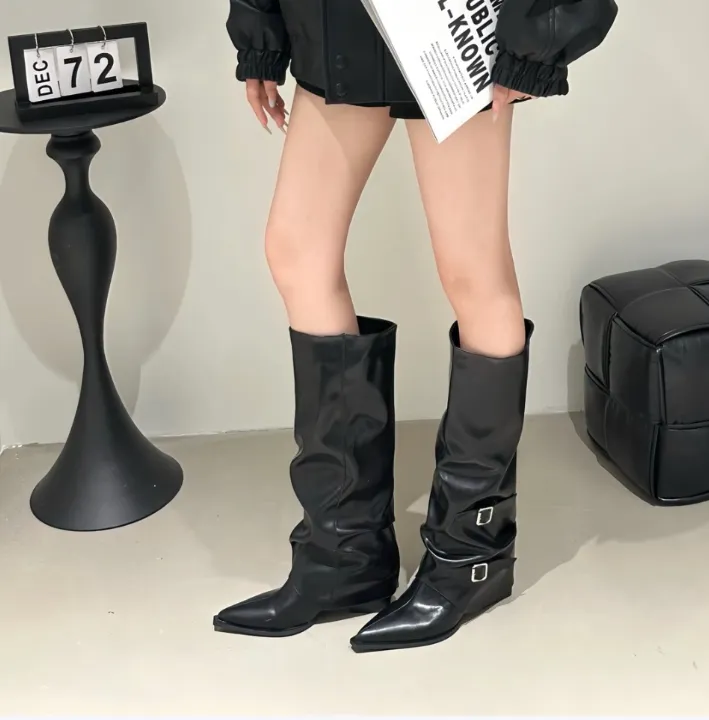 尖头搭扣褶皱堆堆靴女粗跟2025款朋克风骑士靴炸街辣妹高跟长筒靴