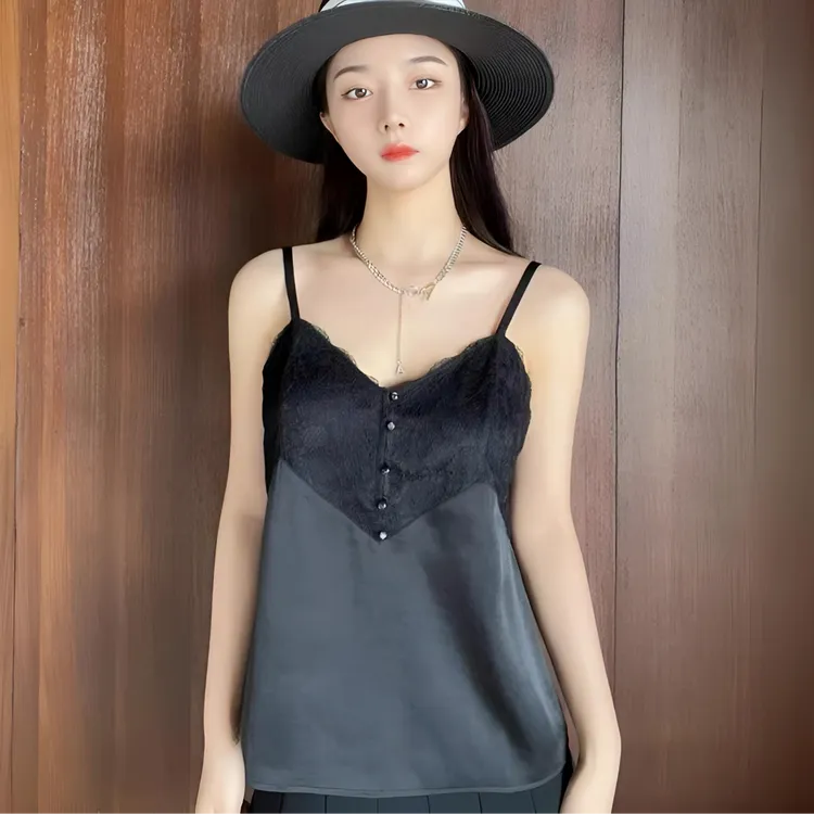 哥弟女装 早春时尚蕾丝简约百搭吊带丝滑背心黑色打底美背1300756