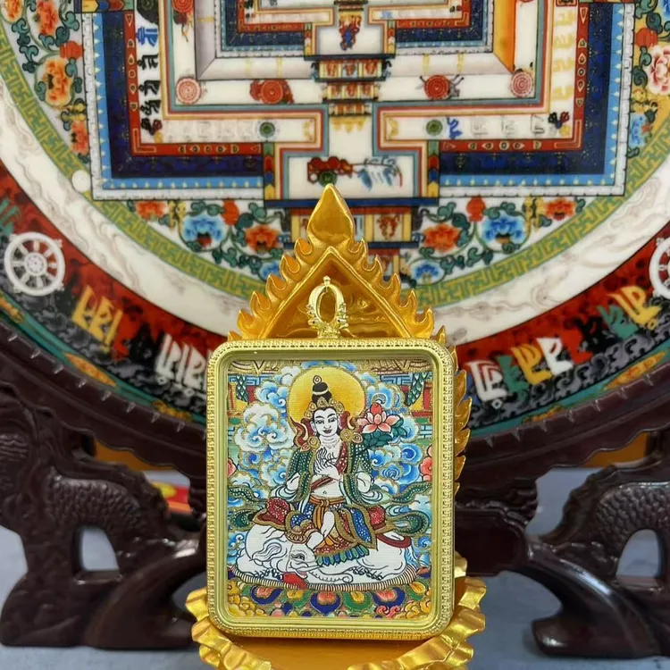 普贤菩萨龙，蛇手绘描金加朱砂唐卡纯铜嘎乌盒吊坠八大守护矿物质