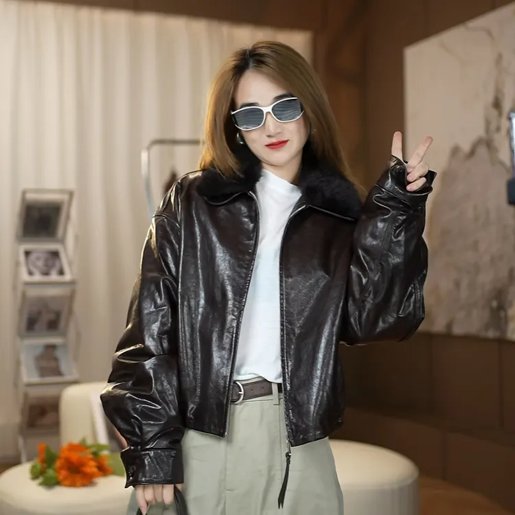 [富士浪漫]冬季冷翠油蜡绵羊皮90白鹅绒鹅绒真皮女外套