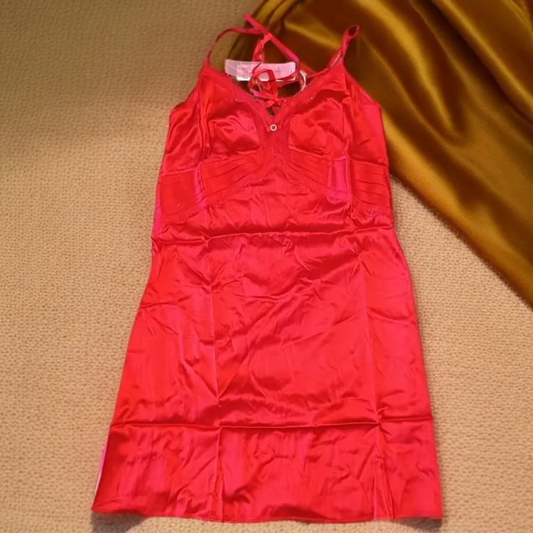 A/507809潮流舒适休闲百搭吊带睡裙女士长款连衣裙红色女款家居裙