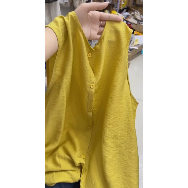 女装夏季新款夏俏皮时尚减龄超别致后背扣设计小众无袖洋气半身衫