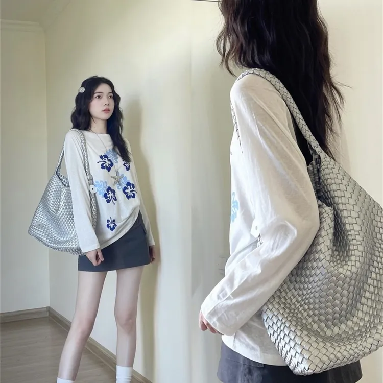 韩系白色花朵印花冰丝长袖T恤防晒罩衫女夏季外搭慵懒风薄纱上衣