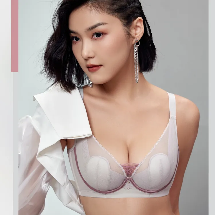 Q60光之幻影系列薄款兔耳朵水晶5D空间鲜乳杯软圈承托文胸