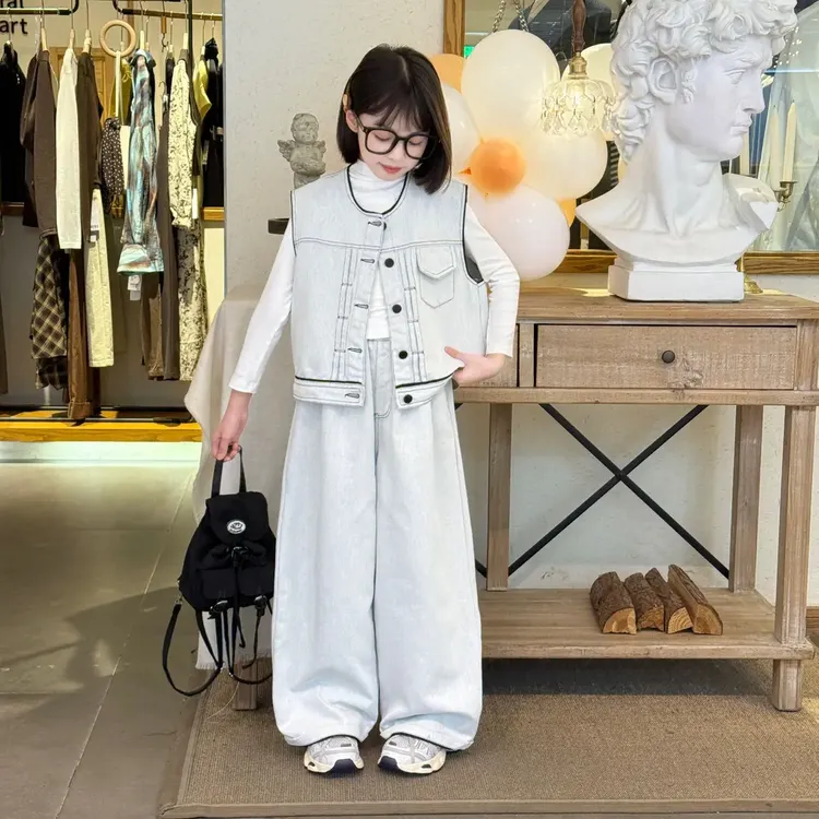 酷盐系撞色重工白牛仔马甲套装2025女童春秋韩版纯色打底马甲阔腿