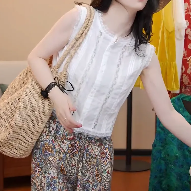 2025夏季新款高级感简约镂空蕾丝薄款气质无袖小衫女LK2503828