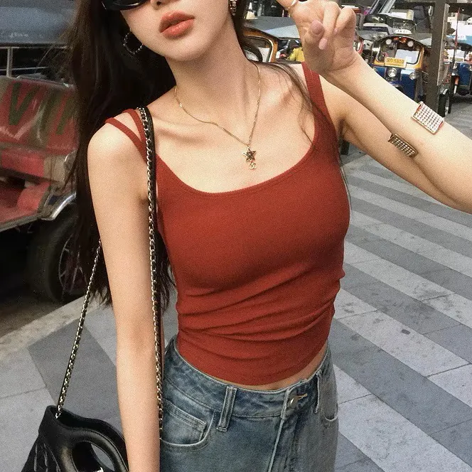 新款贝贝同款吊带细肩带背心带胸垫聚拢内搭修身打底美背韩版外穿