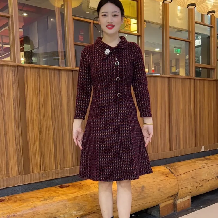 洋气彩色格子秋冬新款修身显瘦气质连衣裙